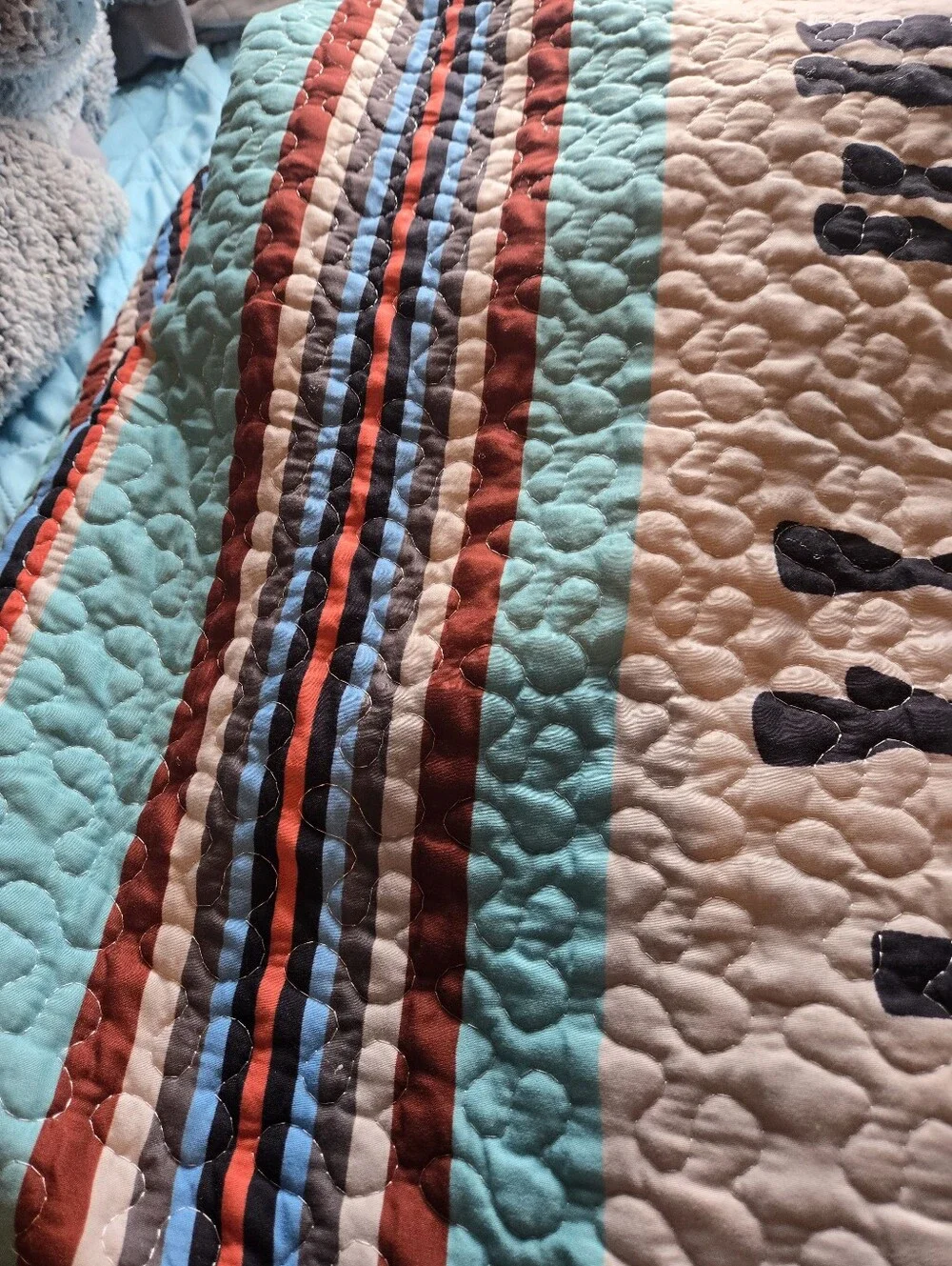 Western Horse Silhouette Quilted Comfort - Black on Cream with Turquoise Stripes